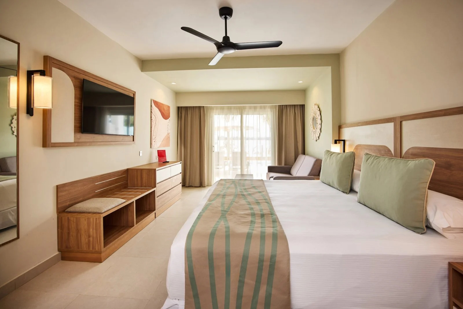 Riu Negril Camera Standard