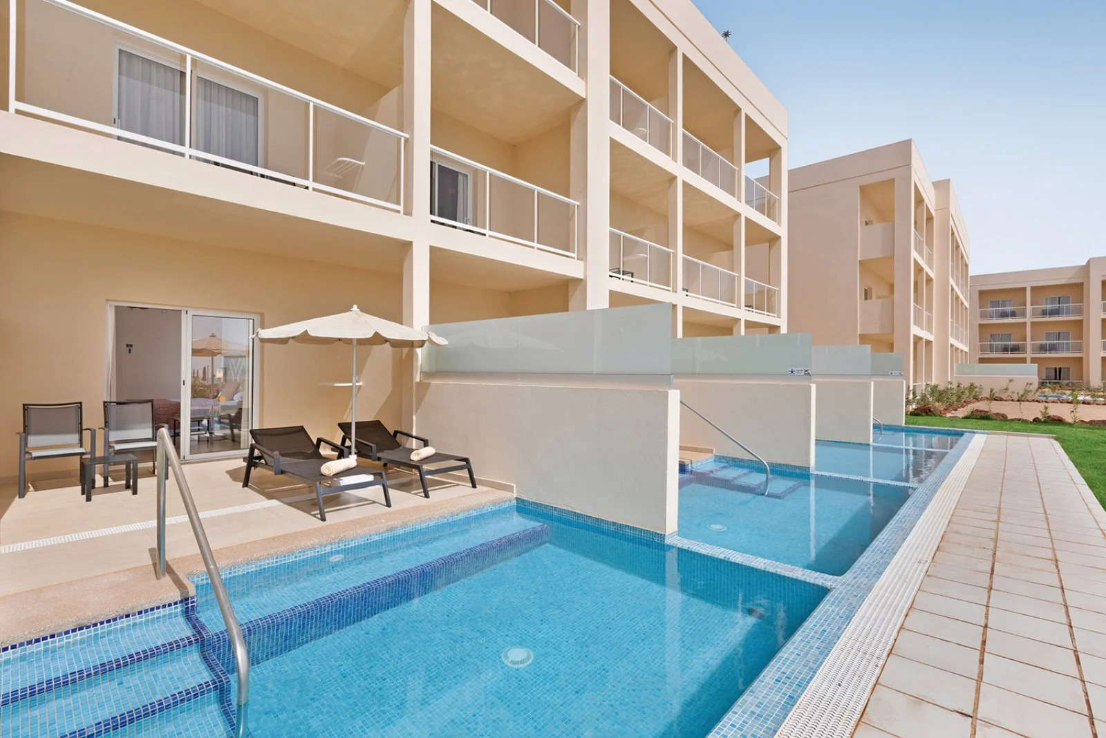 Senegal Seaclub Riu Baobab - Camera Swim Up