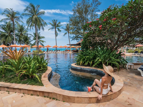 Kata Beach Resort - piscina fronte mare