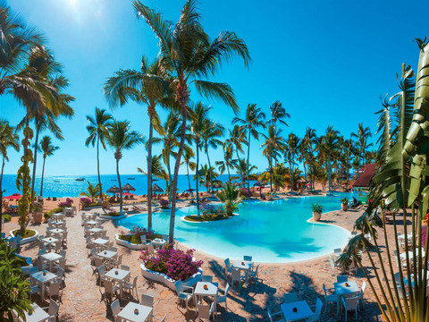 Bravo Andilana Beach Piscina