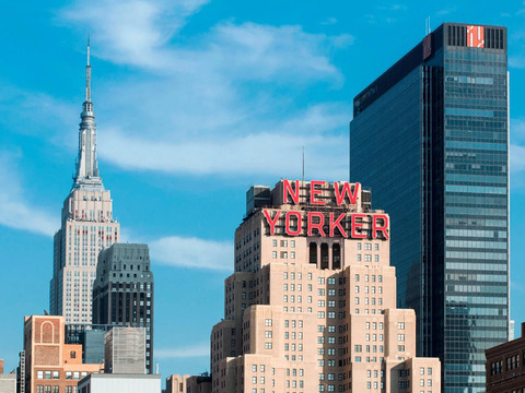 Capodanno a New York 2025: voli diretti, hotel 4 stelle a Manhattan ed escursione a Dyker Heights