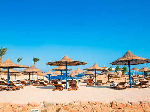 V Hotel Beach Resort (Ex Pyramisa) - spiaggia