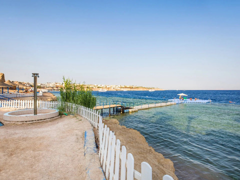 V Hotel Beach Resort (Ex Pyramisa) - pontile