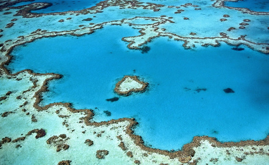 Una barriera corallina a forma di cuore: l'Heart Reef in Queensland, Australia